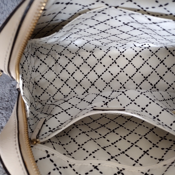 Kate Spade bag - Picture 7 of 7